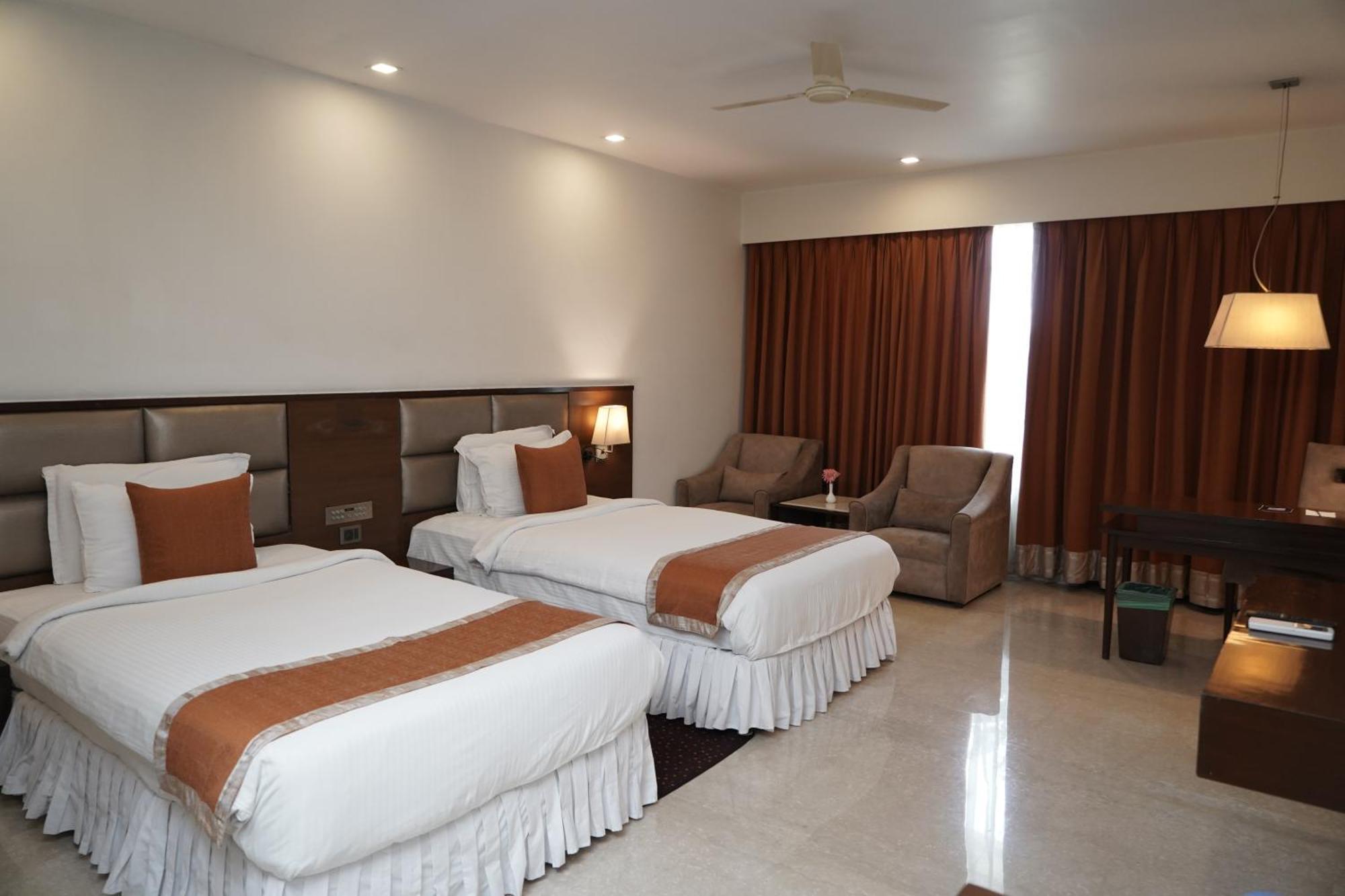 The Alcor Hotel Jamshedpur Exterior foto